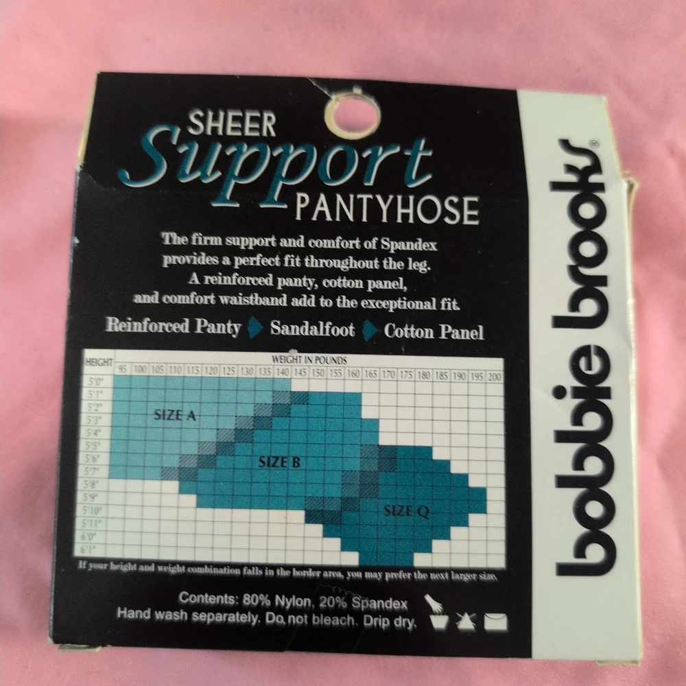 Bobbie Brooks Sheer Support Pantyhose Size B Beige